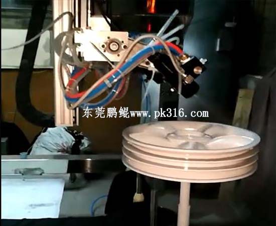 車輪自動噴漆機(jī).