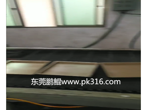 托盤(pán)自動(dòng)噴涂線